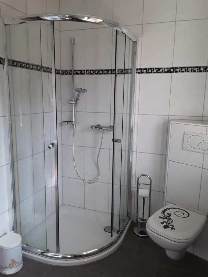 Apartment Ferien- Und Monteurwohnung Tina Moerlenbach
